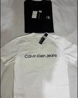 T-shirts - Ad posted by Bontle Moeketsi