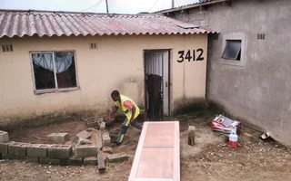 House/Business  premises to sell, Shiys Moya, Ngckobongo