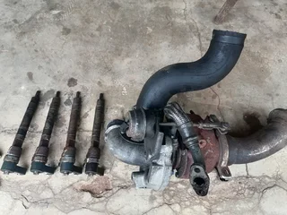 Mercedes Vito 112 Cdi 2003 Injectors, Turbo