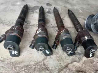 Mercedes Vito 112 CDI 2003 INJECTORS, TURBO