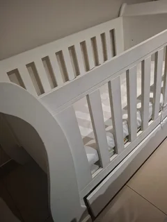 Baby wooden cot
