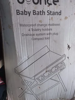 BOUNCE BABY BATH STAND