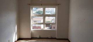 Flat to Rent with Parking - Musgrave