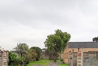 Clairwood Commercial Property For Sale Or To Lease In Busy Industrial Hub