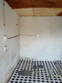 ROOM FOR RENT CLAIRWOOD