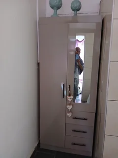 1 BED APARTMENT FOR RENT RESERVOIR HILLS R 3500 ON TAXI ROUTE