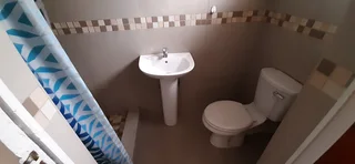 BEAUTIFUL 1 BEDROOM APARTMENT TO RENT IN WESTVILLE R 5000