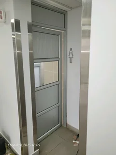 ALUMINUM WINDOWS DOORS SHOWERS BALUSTRADE