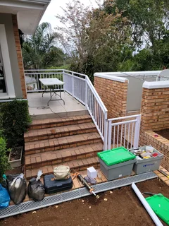 ALUMINUM WINDOWS DOORS SHOWERS GATES