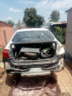 Bmw F30 320d face-lift (B47) stripping