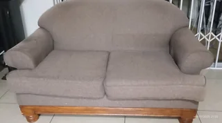 Lounge suite for sale