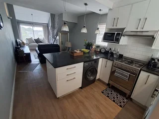 Designer one bedroom loft apartment in sought after De Oude Pastorie, Durbanville to rent