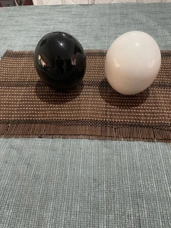 Ceramic Ostrich Egg Deco Set