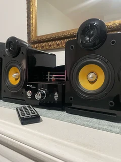 Glass Acoustics Valve/Tube Micro Hifi System