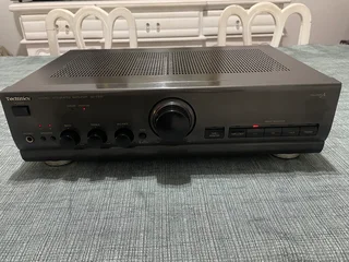Technics Stereo Integrated Amplifier Model SU-V300