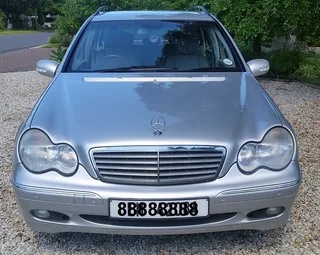 Mercedes-Benz C240 Estate Elegance 2001 Automatic – only 164k km