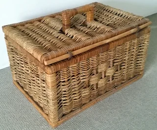 Picnic basket