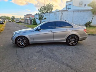 2009 Mercedes-Benz C-Class Sedan