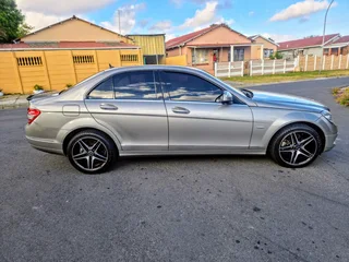 2009 Mercedes-Benz C-Class Sedan