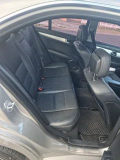 2009 Mercedes-Benz C-Class Sedan