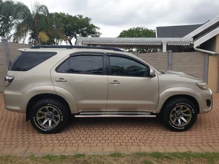 2013 Toyota Fortuner SUV