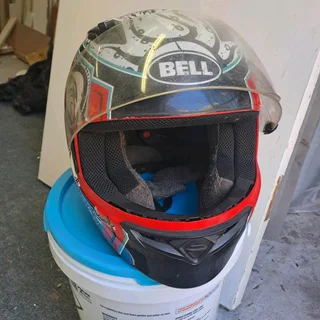 Bell Motorcycle Helmet XL