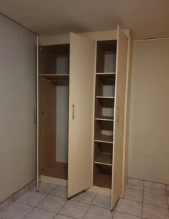 2 bedrooms available in a 4 bed ap