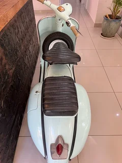 1958 Vespa VNA Split Headset