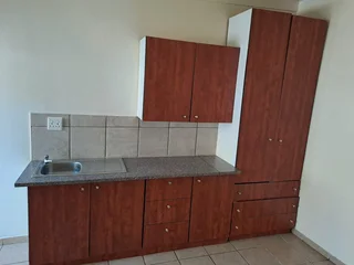 Room with Shower and Toilet in Mamelodi Far East. Please read descrption thoroughly.