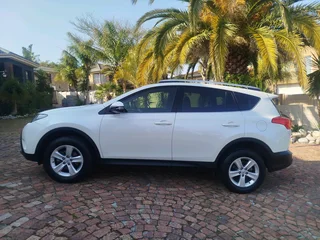 Toyota Rav4 2.0 GX, FSH