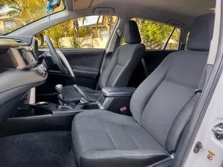 Toyota Rav4 2.0 GX, FSH