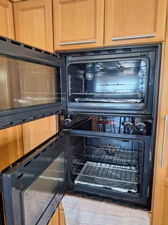 Defy Double, eye level oven
