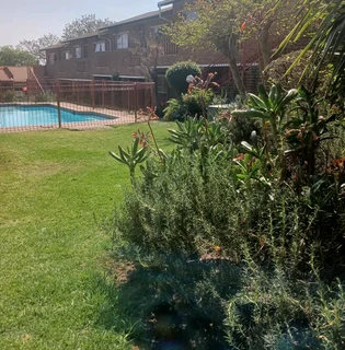 Room available in  2 bedroomed apartment