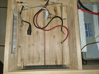 Inverter batteries and box