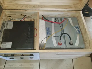 Inverter batteries and box