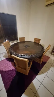 Dining Suite Urgent Sale R1500