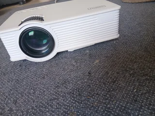 White Fotomate projector