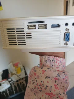 Fotomate FM240PM Projector (White