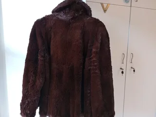 Mink jacket, authentic, lined and shaped, A timeless, luxurious piece!