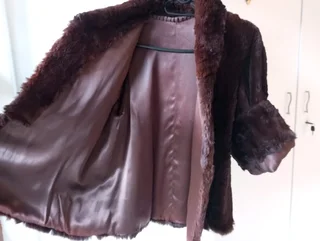 Mink jacket, authentic, lined and shaped, A timeless, luxurious piece!