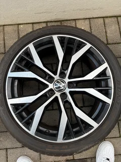 OEM VW Golf Gti 19” Santiago Alloys