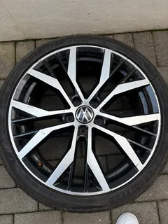 OEM VW Golf Gti 19” Santiago Alloys