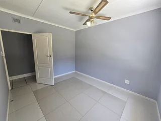 3 Bedroom House with 1 Bedroom Flatlet