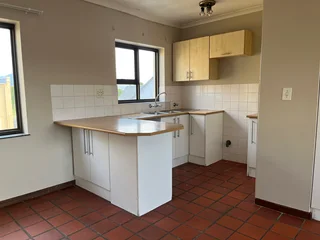 1 Bed 1 Bath Flat R6450 P/m Somerset West