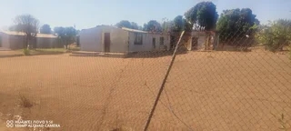 Bokonhout Mabopane Stand For Sale Good For Rooms To Rent.