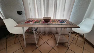Trellis desk