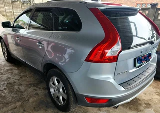 2010 Volvo XC60 D5 Automatic Stripping for spares