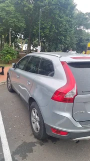 2010 Volvo XC60 D5 AT Stripping