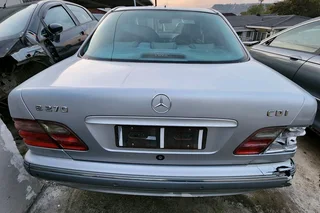 2002 Mercedes E270 CDI Auto Stripping for spares