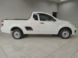 1/2 ton Bakkie-lookingfor loads